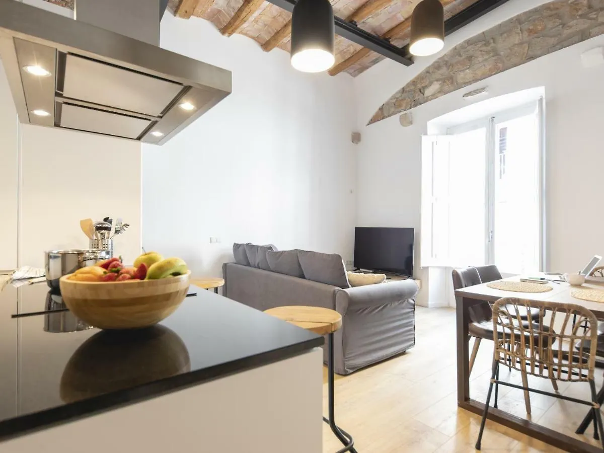 Bravissimo Bali, Beautiful 2 Bedroom Apartment Girona