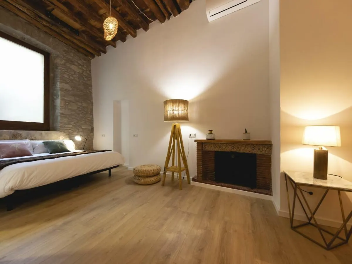 Bravissimo Bali, Beautiful 2 Bedroom Apartment Girona 0*,  Spain