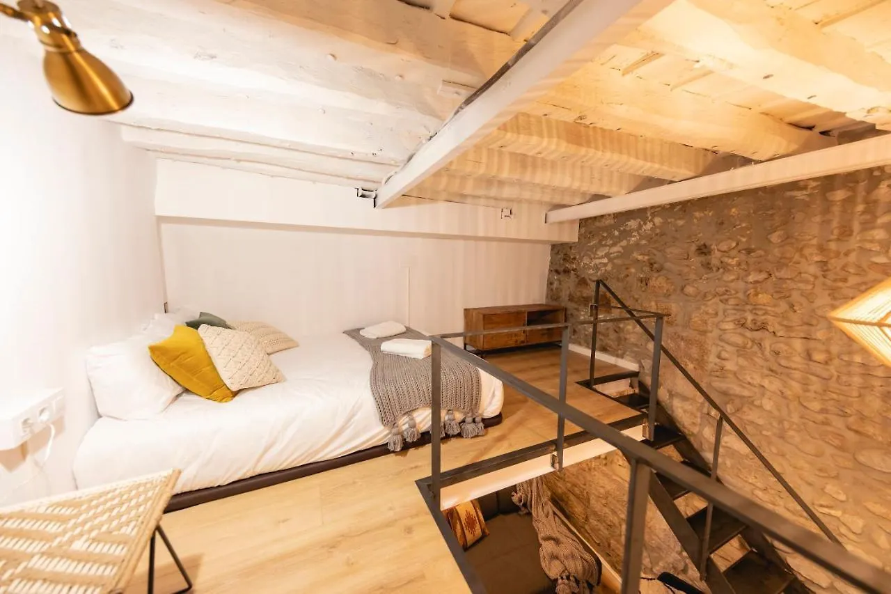 Bravissimo Bali, Beautiful 2 Bedroom Apartment Girona